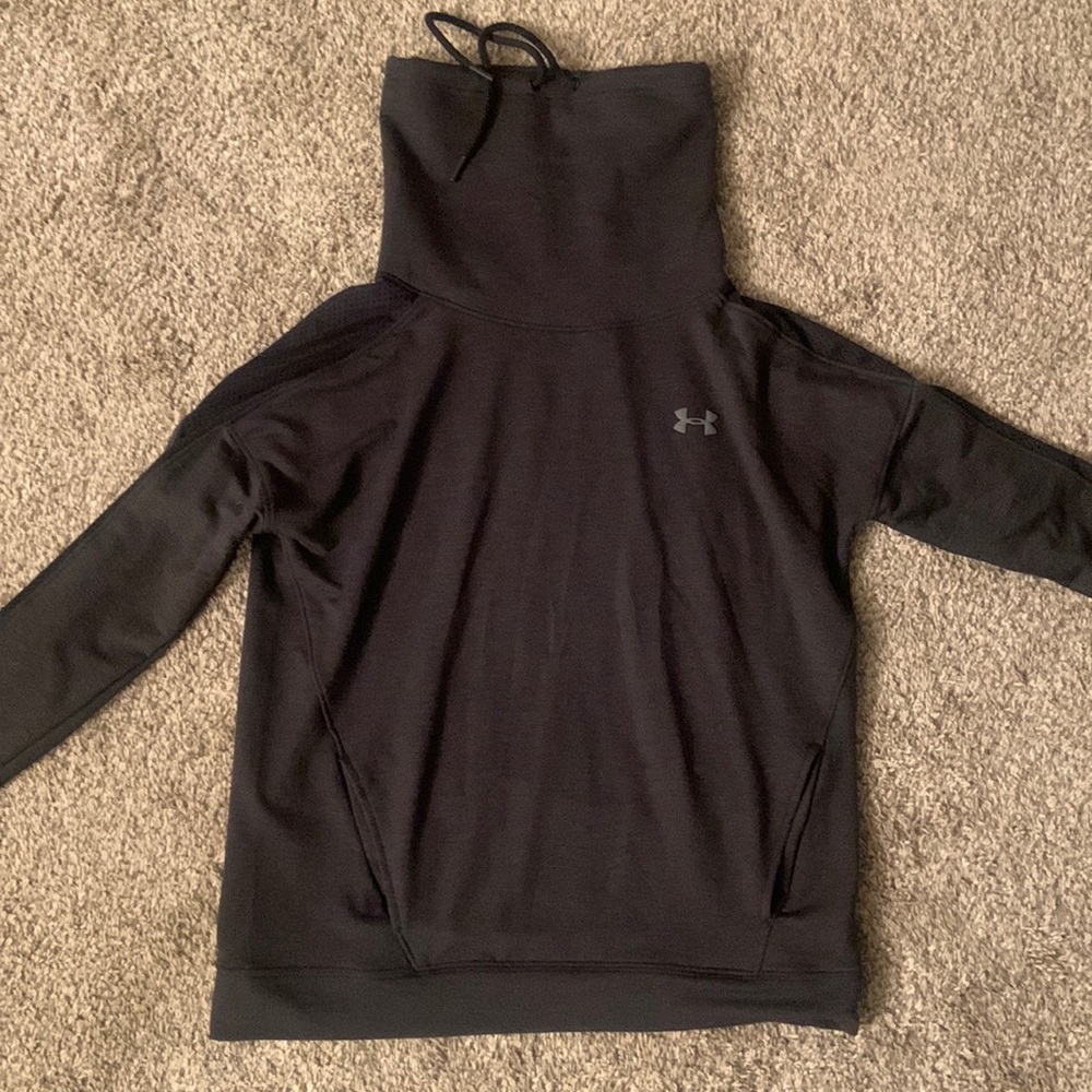 Women’s Under Armor Sweatshirt
